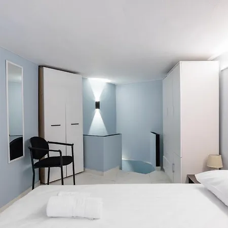 F & B Collection - Loft For 2 Apartment *